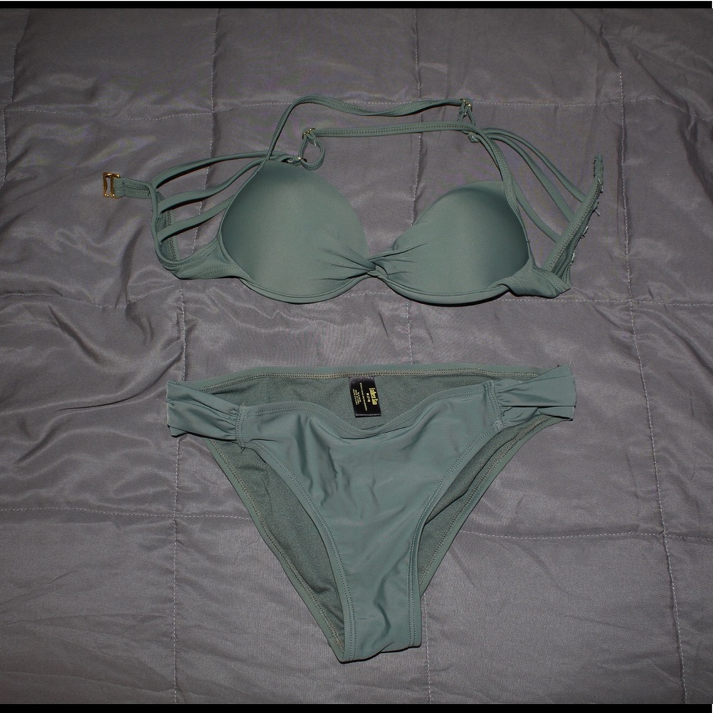 2 piece bathing suit